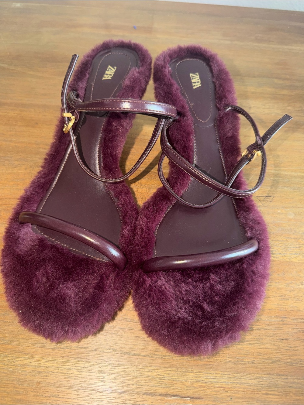 Zara Women's Plush Strap Sandals in Deep Wine